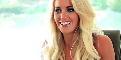 Lindsay Love - Naked Chef