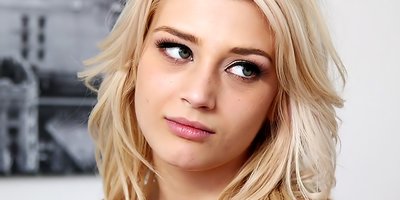 Aubrey Gold - Teens Like It Rough