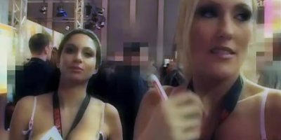 Nathalie Raper in Action at the Erotic Festival Berlin