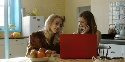 Anal Queen Stella Cox Is a Cheating Wife Who Goes ATM with a Big Dick