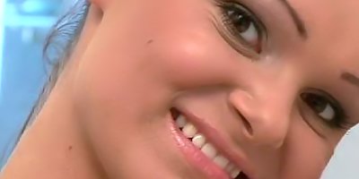 Candy Snatch, Scene 1